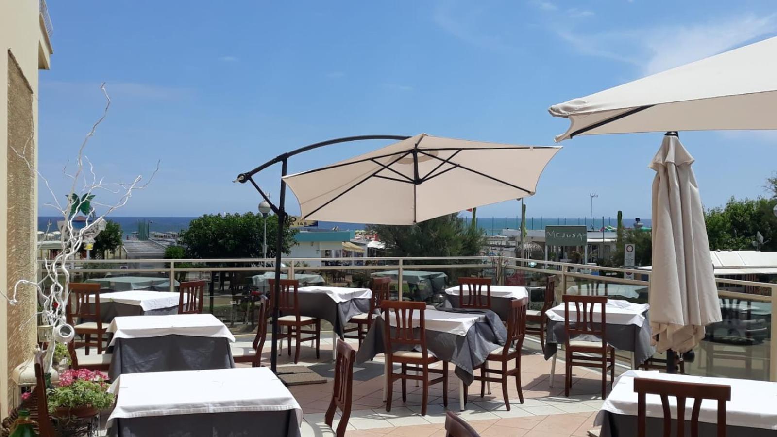 Hotel Buenos Aires Cervia Exteriér fotografie