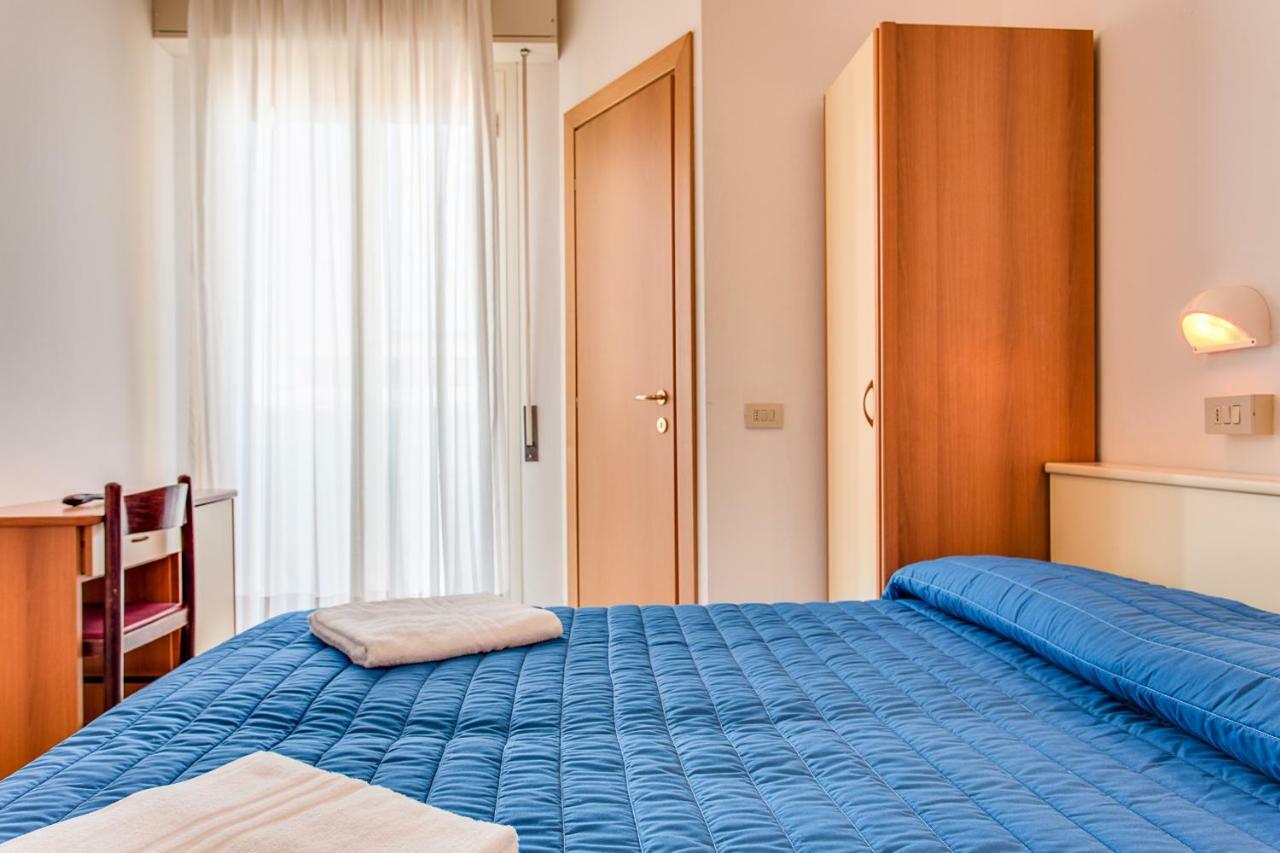 Hotel Buenos Aires Cervia Exteriér fotografie